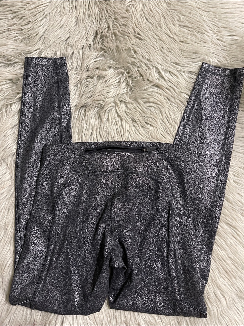 lululemon athletica Metallic Black High-Rise Leggings - Picture 5 of 6